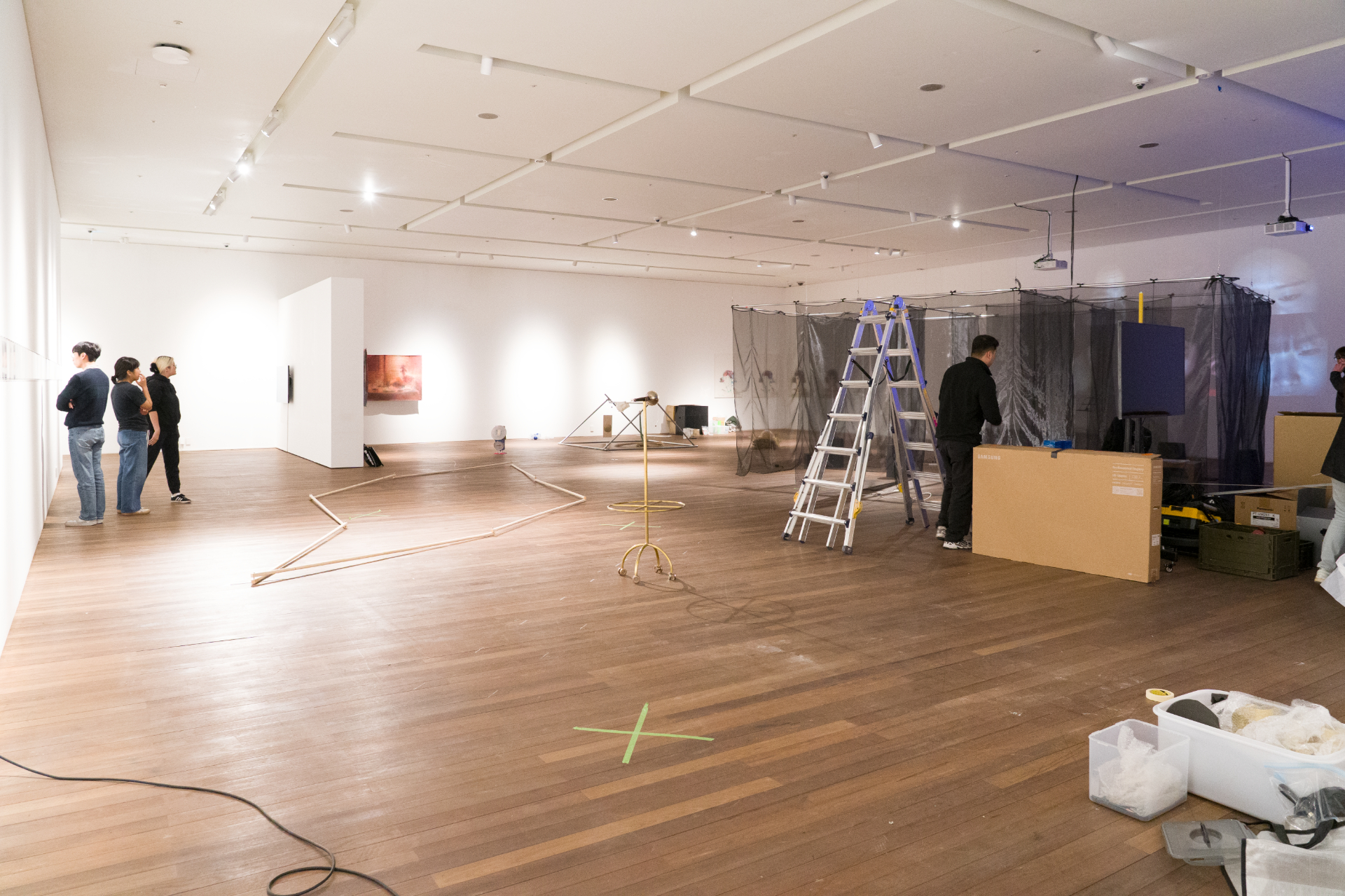 SNU Emerging Artists Special Exhibition showcase gallery 4